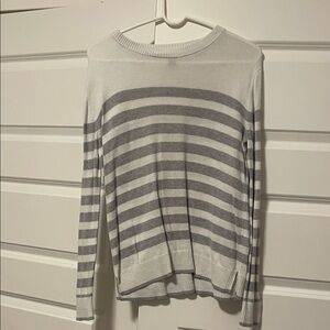 Chic Striped Women's Sweater in Gray and White